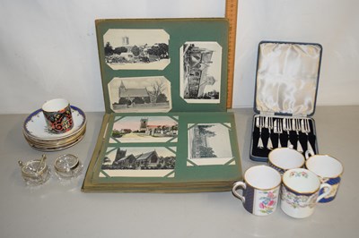 Lot 9 - A plated set of cake forks and two glass...