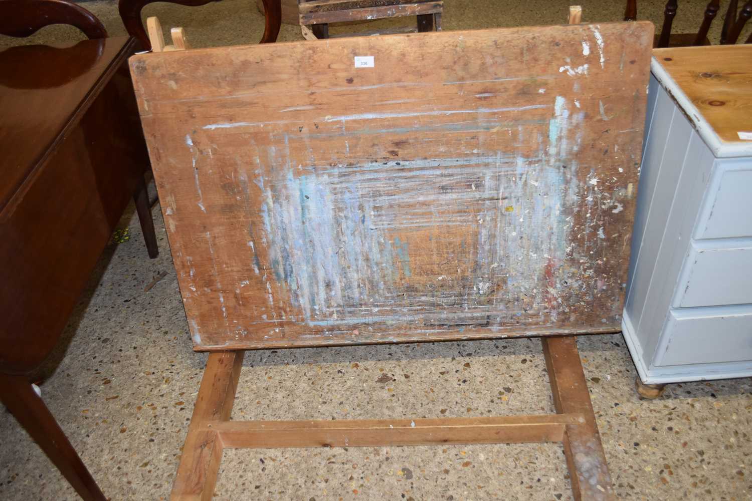 Lot 336 - FOLDING ARTIST'S EASEL