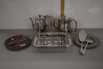 Lot 153 - Mixed Lot: Various silver plated and other...