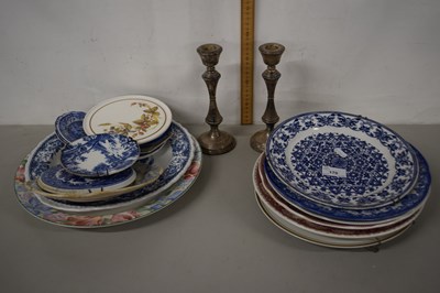 Lot 170 - Mixed Lot: Various decorated plates, saucers...