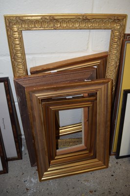 Lot 233 - Five various gilt picture frames