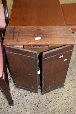Lot 366 - SMALL WOODEN TOOL CHEST AND CONTENTS