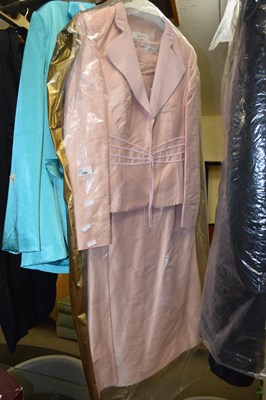 Lot 750 - A vintage Vera Mont pink jacket and skirt