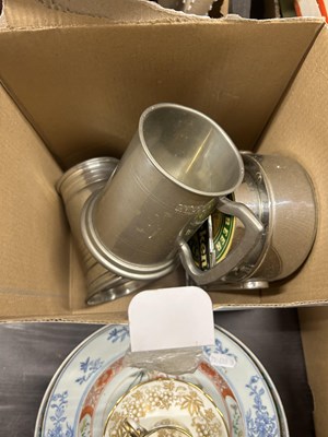 Lot 614 - Box of assorted tankards and Heineken lager...