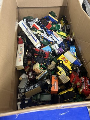 Lot 646 - Quantity of various Lledo toy vehicles and...