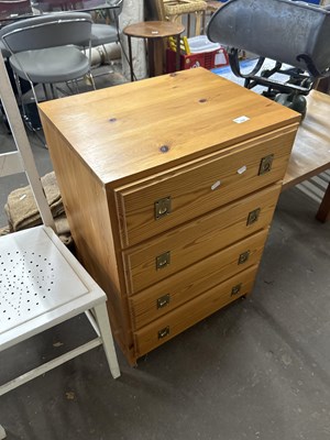 Lot 710 - Modern pine four drawer chest