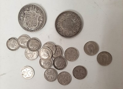 Lot 86 - Small quantity of GRV silver coinage to...