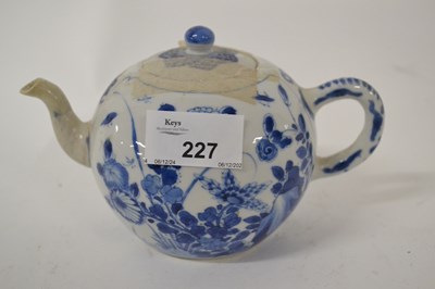 Lot 227 - 18th century Chinese porcelain tea pot with...