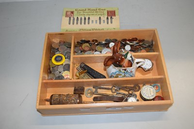 Lot 109 - Tray of mixed coinage, wrist watches etc