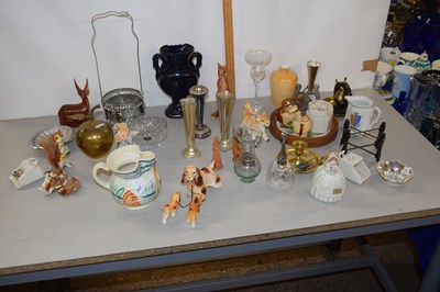 Lot 207 - Mixed Lot: various ornaments, brass apple,...