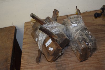 Lot 1012 - Various vintage wooden planes