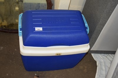 Lot 683 - THERMOS COOLBOX