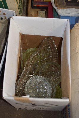 Lot 787 - Box of dressing table glass set and other items