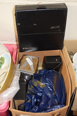 Lot 534 - Vintage cameras