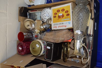 Lot 538 - Various cutlery, silver plated wares, biscuit...