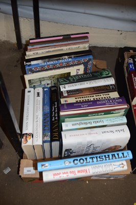 Lot 566 - Box of mixed books