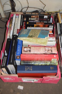 Lot 569 - Box of mixed books