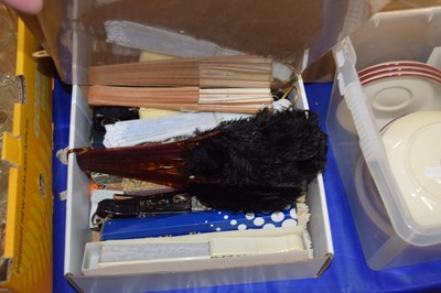 Lot 578 - Collection of various modern fans