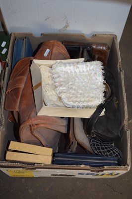 Lot 591 - Box of mixed vintage bags, etc