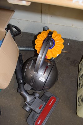 Lot 686 - Dyson vacuum cleaner