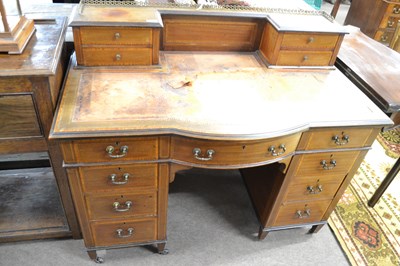 Lot 553 - Maple & Co Ltd, an Edwardian mahogany and...