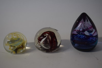 Lot 419 - Collection of three paperweights