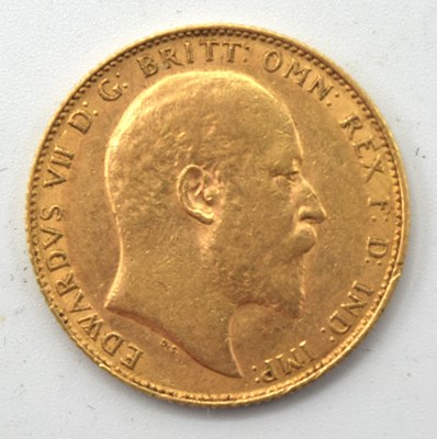 Lot 200 - Edward v11 gold sovereign 1907