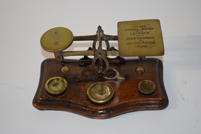 Lot 461 - A set of Victorian postal scales with weights