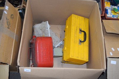 Lot 814 - BOX OF MIXED ITEMS TO INCLUDE TOOLBOX, FUEL...