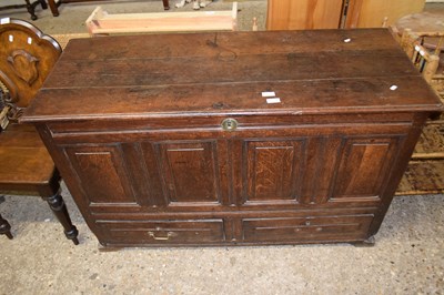 Lot 389 - An 18th Century oak mule chest with four panel...