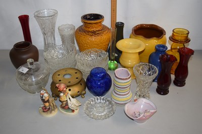 Lot 15 - Mixed Lot: Various vases, jardinieres and...