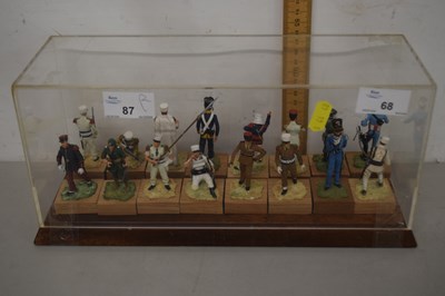 Lot 68 - A case of modern painted soldiers