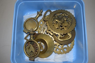 Lot 90 - Box of horse brasses