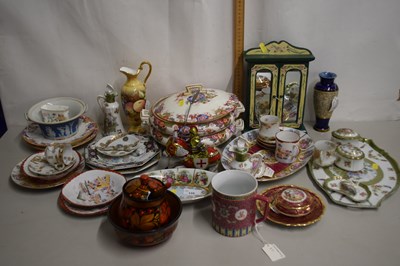 Lot 135 - Mixed Lot: Various dinner wares, porcelain tea...