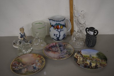 Lot 162 - Mixed Lot: Crystal glass swan, further glass...