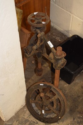 Lot 520 - A vintage bench drill