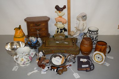 Lot 174 - Mixed Lot: Various items to include an inlaid...