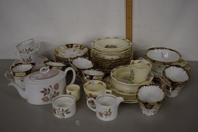 Lot 177 - Quantity of mixed tea and table wares to...