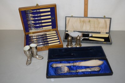 Lot 187 - Mixed Lot: Cased fish cutlery, cruet items and...