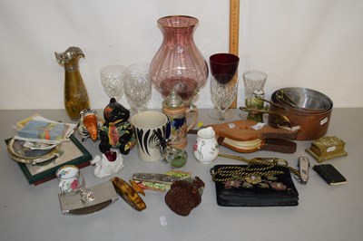 Lot 191 - Mixed Lot: Various ornaments, drinking glasses,...