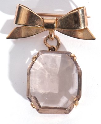 Lot 179 - Faceted crystal brooch pendant, the...