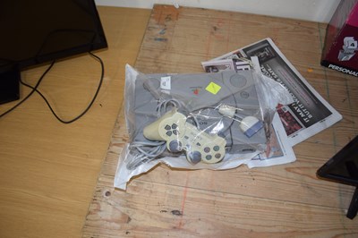 Lot 727 - Sony Playstation and one controller