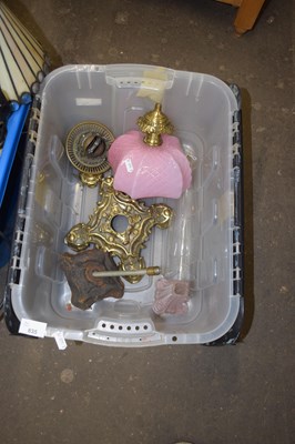 Lot 835 - Box of assorted oil lamp components