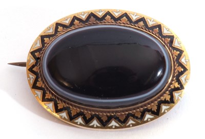Lot 205 - Victorian gold agate and enamel mourning...