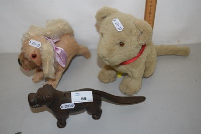 Lot 69 - Mixed Lot: A novelty dog nutcracker together...