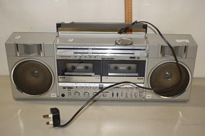 Lot 132 - Vintage Sharp GF/500E portable stereo