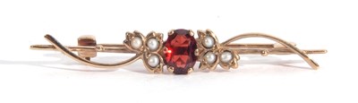 Lot 269 - 9ct gold garnet and seed pearl brooch