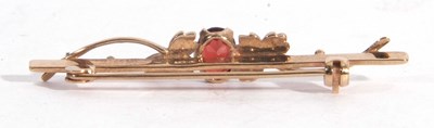 Lot 269 - 9ct gold garnet and seed pearl brooch