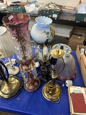 Lot 552 - Mixed Lot: Various table lamps, cheese cover...