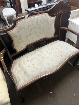 Lot 636 - An Edwardian mahogany framed parlour sofa